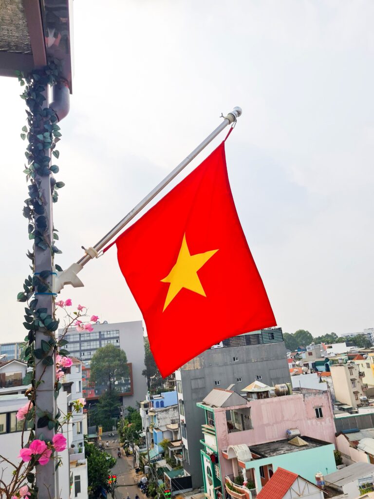 Bộ Sản Phẩm Giá Treo Cờ – bgn.vn